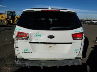 2017 Kia Sedona LX with VIN KNDMB5C19H6325946, listed as a Copart auction lot 82248594 with 139,172 mi miles and Salvage Title. Bid and sale history available at carsss.com. Image 6.