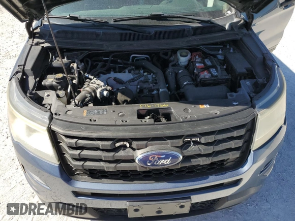 2016 Ford Police Interceptor Utility z VIN 1FM5K8AT3GGC35870, wystawiony jako Copart lot #43431505 z przebiegiem 82 931 mil mil oraz Szkoda całkowita • Salvage title. Historia ofert i sprzedaży dostępna na DreamBid. Obrazek 12.