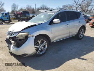 2011 Nissan Murano LE z VIN JN8AZ1MU2BW065952, wystawiony jako Copart lot #48675155 z przebiegiem 135 483 mil mil oraz Szkoda całkowita • Salvage title. Historia ofert i sprzedaży dostępna na DreamBid. Obrazek 1.