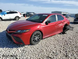 2021 Toyota Camry SE Nightshade with VIN 4T1G11AK6MU412449, listed as a Copart auction lot 48040335 with 74,033 mi miles and Salvage Title. Bid and sale history available at carsss.com. Image 1.