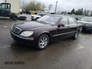 2002 Mercedes-Benz S-Class 4.3L with VIN WDBNG70J52A235556, listed as a Copart auction lot 51369375 with 201,655 mi miles and Salvage Title. Bid and sale history available at carsss.com. Image 1.