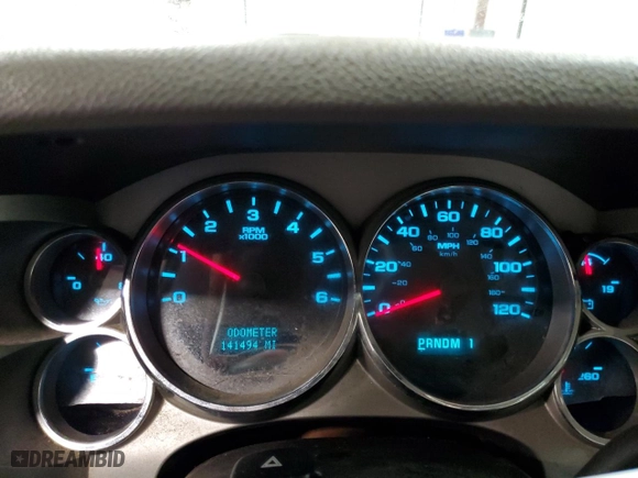 2014 GMC Sierra 3500HD Work Truck with VIN 1GT322CG0EF102611, listed as a Copart auction lot 46826695 with 141,494 mi miles and Salvage Title. Bid and sale history available at carsss.com. Image 9.