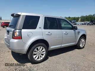 2013 Land Rover LR2 z VIN SALFR2BG2DH372333, wystawiony jako Copart lot #59335945 z przebiegiem 83 289 mil mil oraz Czysty tytuł • Clean title. Historia ofert i sprzedaży dostępna na DreamBid. Obrazek 3.