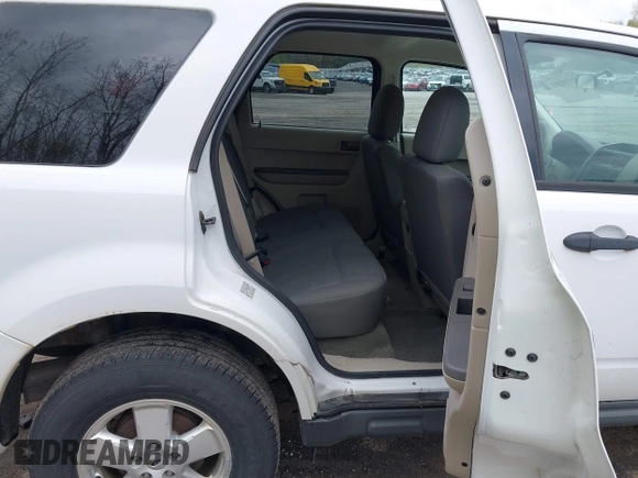 2012 Ford Escape XLS с VIN 1FMCU9C71CKA50893, выставлен на аукционе IAAI как лот 42158103 с пробегом 106 268 миль миль и . История ставок и продаж доступна на DreamBid. Изображение 8.