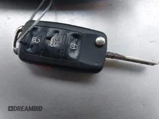 2014 Volkswagen Passat S с VIN 1VWAP7A35EC011791, выставлен на аукционе IAAI как лот 41946261 с пробегом 172 225 миль миль и . История ставок и продаж доступна на DreamBid. Изображение 11.