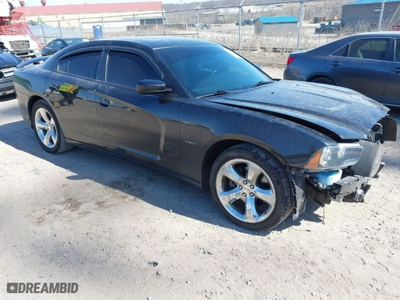 2014 Dodge Charger RT 100th Anniversary with VIN 2C3CDXCT4EH261977, listed as a IAAI auction lot 41815504 with 92,478 mi miles. Bid and sale history available at carsss.com. Image 1.