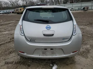 2013 Nissan LEAF S with VIN 1N4AZ0CP4DC402150, listed as a Copart auction lot 47616095 with 97,152 mi miles and Non Repairable. Bid and sale history available at carsss.com. Image 6.