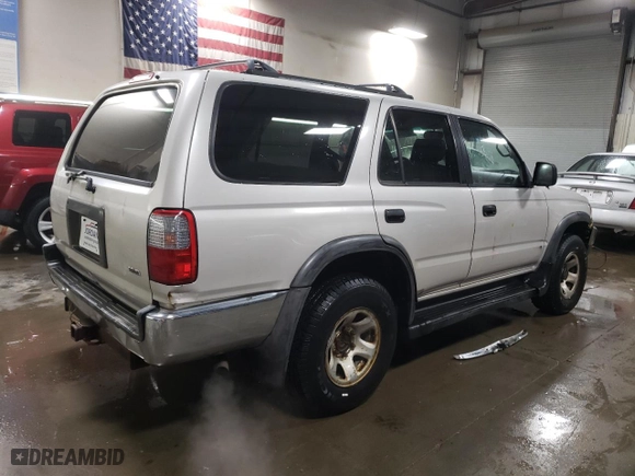 1997 Toyota 4Runner with VIN JT3GM84R1V0013930, listed as a Copart auction lot 88094155 with 359,343 mi miles and Salvage Title. Bid and sale history available at carsss.com. Image 3.
