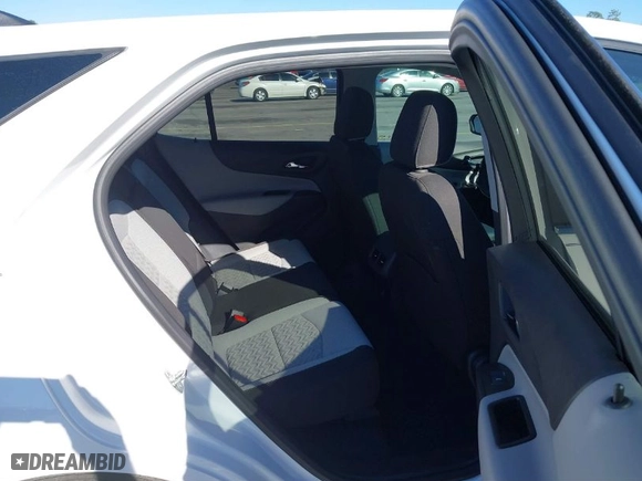 2024 Chevrolet Equinox LT with VIN 3GNAXKEG1RL326804, listed as a IAAI auction lot 41701017 with 9,939 mi miles. Bid and sale history available at carsss.com. Image 8.