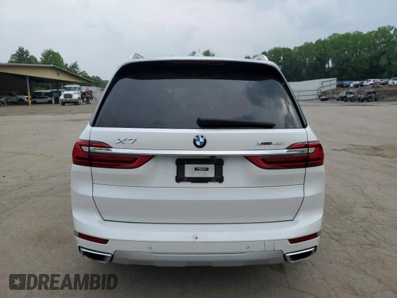 2022 BMW X7 xDrive40i z VIN 5UXCW2C00N9K29220, wystawiony jako Copart lot #59140955 z przebiegiem 56 877 mil mil oraz Szkoda całkowita • Salvage title. Historia ofert i sprzedaży dostępna na DreamBid. Obrazek 6.