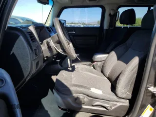2007 Hummer H3 SUV with VIN 5GTDN13EX78168376, listed as a Copart auction lot 61085834 with 215,205 mi miles and Salvage Title. Bid and sale history available at carsss.com. Image 7.