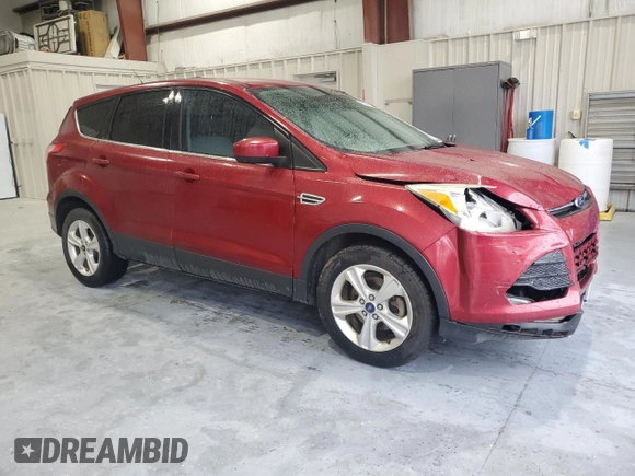 2013 Ford Escape SE z VIN 1FMCU0GX0DUD63803, wystawiony jako Copart lot #55915525 z przebiegiem 138 742 mil mil oraz Szkoda całkowita • Salvage title. Historia ofert i sprzedaży dostępna na DreamBid. Obrazek 4.