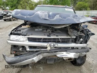 2005 Chevrolet Tahoe LS with VIN 1GNEC13V85J150327, listed as a Copart auction lot 50292595 with 216,194 mi miles and Non Repairable. Bid and sale history available at DreamBid. Image 2.
