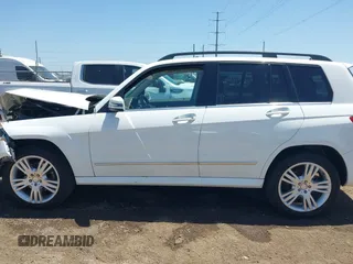 2015 Mercedes-Benz GLK 350 z VIN WDCGG5HB5FG342020, wystawiony jako IAAI lot #42007099 z przebiegiem 128 625 mil mil oraz . Historia ofert i sprzedaży dostępna na DreamBid. Obrazek 15.