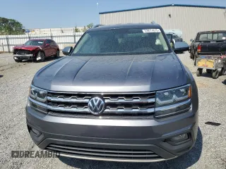 2018 Volkswagen Atlas SE with VIN 1V2CR2CA7JC563628, listed as a Copart auction lot 53817815 with 128,292 mi miles and Salvage title. Bid and sale history available at DreamBid. Image 5.
