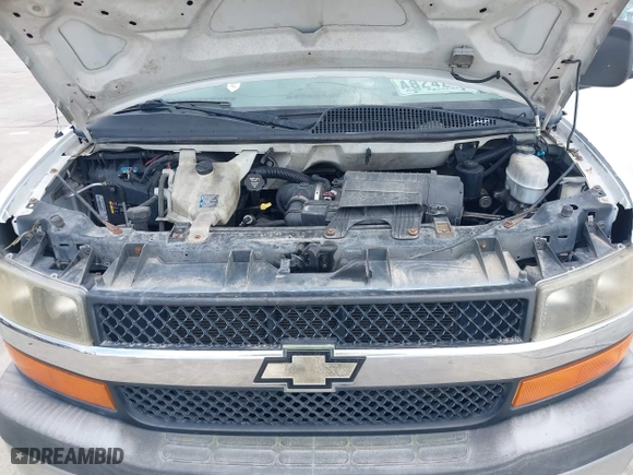 2012 Chevrolet Express Passenger 1LT with VIN 1GAZG1FG9C1129455, listed as a IAAI auction lot 42105765 with 150,090 mi miles. Bid and sale history available at carsss.com. Image 10.