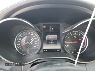 2018 Mercedes-Benz C 43 AMG z VIN WDDWK6EBXJF759860, wystawiony jako Copart lot #62151295 z przebiegiem 63 091 mil mil oraz Szkoda całkowita • Salvage title. Historia ofert i sprzedaży dostępna na DreamBid. Obrazek 9.
