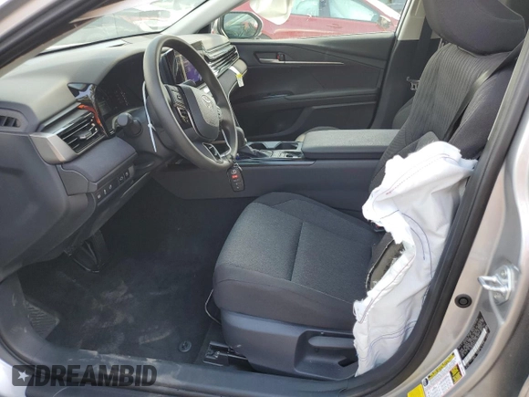 2025 Toyota Camry LE with VIN 4T1DAACK3SU555159, listed as a Copart auction lot 52359685 with 6,554 mi miles and Non Repairable. Bid and sale history available at DreamBid. Image 7.