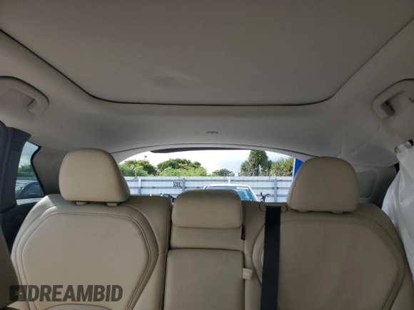 2019 Infiniti QX50 LUXE with VIN 3PCAJ5M15KF108197, listed as a Copart auction lot 68457122 with 31,942 mi miles. Bid and sale history available at carsss.com. Image 10.