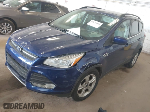 2014 Ford Escape SE with VIN 1FMCU0GX2EUB60350, listed as a IAAI auction lot 42159803 with 109,601 mi miles. Bid and sale history available at carsss.com. Image 2.
