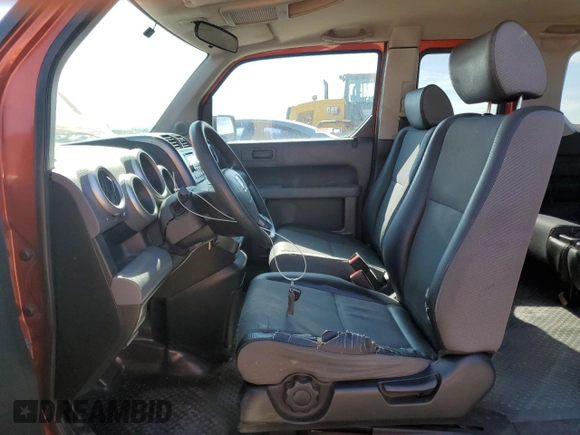 2003 Honda Element EX with VIN 5J6YH28553L801978, listed as a Copart auction lot 63330115 with 286,203 mi miles and Clean title. Bid and sale history available at DreamBid. Image 7.