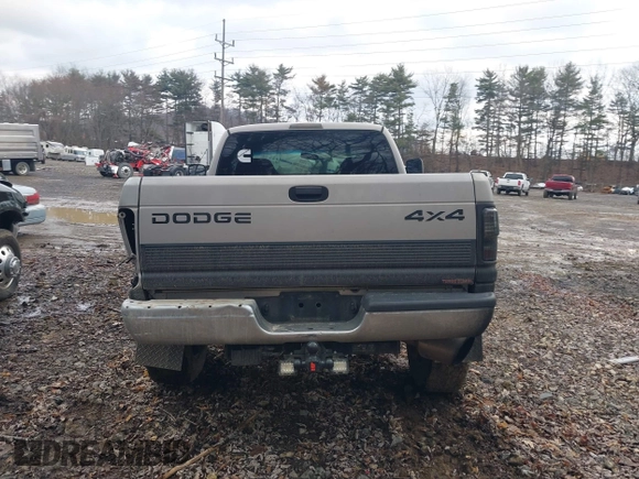 1998 Dodge Ram 2500 with VIN 3B7KF22D1WG102284, listed as a IAAI auction lot 41558563 with 1 mi miles. Bid and sale history available at carsss.com. Image 16.