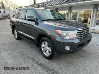 2013 Toyota Land Cruiser with VIN JTMHY7AJ8D4016294, listed as a Copart auction lot 87008404 with 199,982 mi miles and Clean Title. Bid and sale history available at carsss.com. Image 1.