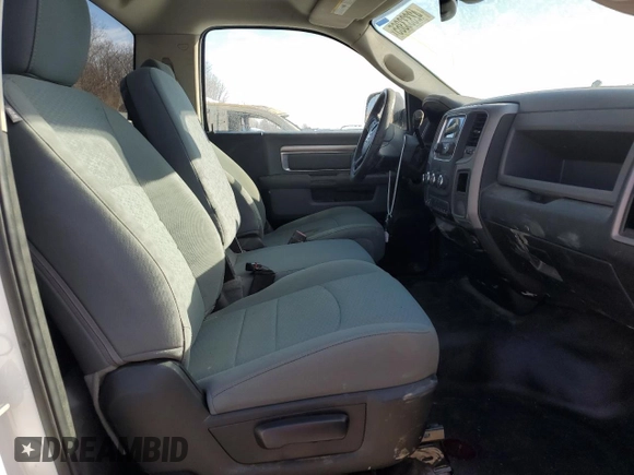 2018 Ram 2500 Tradesman with VIN 3C6MR5AJ3JG364025, listed as a Copart auction lot 42333365 with 48,052 mi miles and Salvage Title. Bid and sale history available at carsss.com. Image 10.