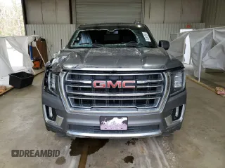 2021 GMC Yukon XL SLT with VIN 1GKS2GKT1MR310067, listed as a Copart auction lot 43961045 with 112,946 mi miles and Salvage Title. Bid and sale history available at carsss.com. Image 5.