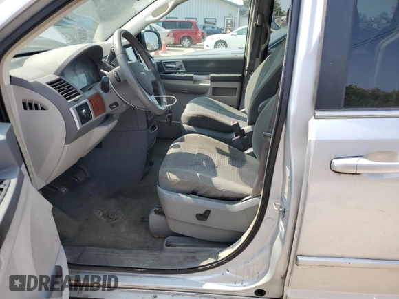 2008 Chrysler Town & Country Touring with VIN 2A8HR54P88R722629, listed as a Copart auction lot 70931084 with 120,702 mi miles and Clean Title. Bid and sale history available at carsss.com. Image 7.