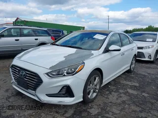 2018 Hyundai Sonata Limited with VIN 5NPE34AF9JH624049, listed as a IAAI auction lot 41977082 with 43,040 mi miles. Bid and sale history available at carsss.com. Image 20.