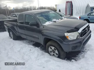 2013 Toyota Tacoma z VIN 5TFUU4EN2DX052230, wystawiony jako Copart lot #43802675 z przebiegiem 102 410 mil mil oraz Szkoda całkowita • Salvage title. Historia ofert i sprzedaży dostępna na DreamBid. Obrazek 4.