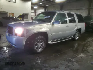 2000 GMC Denali with VIN 1GKEK13R9YR104210, listed as a Copart auction lot 85599964 with 1,548,394 mi miles and Salvage Title. Bid and sale history available at carsss.com. Image 1.