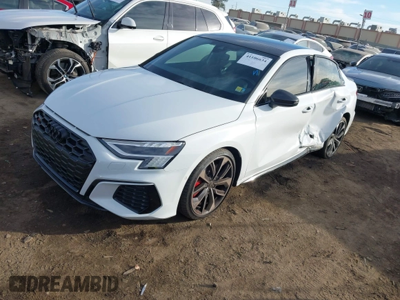 2024 Audi S3 Prestige z VIN WAUJ3DGY8RA070820, wystawiony jako IAAI lot #41106634 z przebiegiem 6358 mil mil oraz . Historia ofert i sprzedaży dostępna na DreamBid. Obrazek 17.