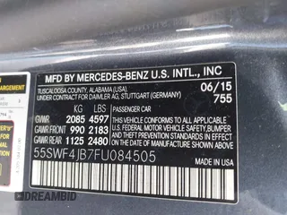 2015 Mercedes-Benz C-Class C 300 with VIN 55SWF4JB7FU084505, listed as a IAAI auction lot 41932523 with 1 mi miles. Bid and sale history available at carsss.com. Image 9.