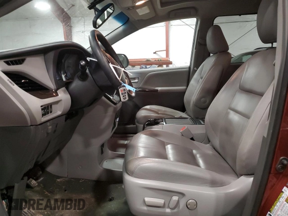 2015 Toyota Sienna Ltd with VIN 5TDDK3DC6FS118478, listed as a Copart auction lot 47100715 with 137,236 mi miles and Salvage Title. Bid and sale history available at carsss.com. Image 7.