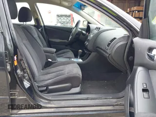 2008 Nissan Altima SL with VIN 1N4AL21E68N521777, listed as a IAAI auction lot 42170504 with 150,688 mi miles and . Bid and sale history available at DreamBid. Image 5.