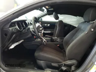 2021 Ford Mustang EcoBoost z VIN 1FA6P8TH0M5154969, wystawiony jako Copart lot #58635625 z przebiegiem 18 763 mil mil oraz Szkoda całkowita • Salvage title. Historia ofert i sprzedaży dostępna na DreamBid. Obrazek 7.