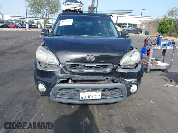 2012 Kia Soul + with VIN KNDJT2A67C7360534, listed as a IAAI auction lot 42096541 with 183,452 mi miles. Bid and sale history available at carsss.com. Image 6.