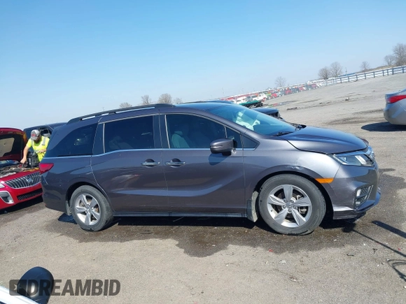 2019 Honda Odyssey EX with VIN 5FNRL6H59KB131319, listed as a IAAI auction lot 41794792 with 58,392 mi miles. Bid and sale history available at carsss.com. Image 12.