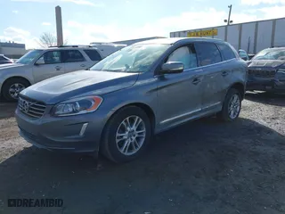 2016 Volvo XC60 T5 Platinum with VIN YV4612RM1G2829728, listed as a IAAI auction lot 41446744 with 69,217 mi miles. Bid and sale history available at carsss.com. Image 2.