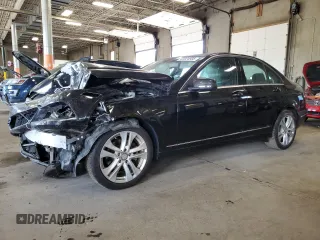 2012 Mercedes-Benz C 300 Sport с VIN WDDGF8BB9CA668653, выставлен на аукционе Copart как лот 62024985 с пробегом 147 353 миль миль и На запчасти • Non repairable. История ставок и продаж доступна на DreamBid. Изображение 1.