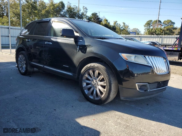2011 Lincoln MKX with VIN 2LMDJ8JK6BBJ16267, listed as a Copart auction lot 47453095 with 186,506 mi miles and Non Repairable. Bid and sale history available at carsss.com. Image 4.