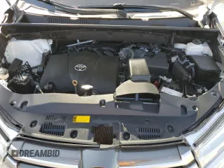 2019 Toyota Highlander SE z VIN 5TDJZRFH3KS943706, wystawiony jako Copart lot #51982925 z przebiegiem 62 596 mil mil oraz Szkoda całkowita • Salvage title. Historia ofert i sprzedaży dostępna na DreamBid. Obrazek 12.