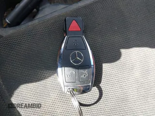 2017 Mercedes-Benz CLA 250 z VIN WDDSJ4EB4HN444378, wystawiony jako IAAI lot #42016618 z przebiegiem 69 885 mil mil oraz . Historia ofert i sprzedaży dostępna na DreamBid. Obrazek 11.
