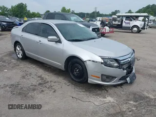 2012 Ford Fusion SE z VIN 3FAHP0HA6CR417306, wystawiony jako IAAI lot #42488661 z przebiegiem 183 091 mil mil oraz . Historia ofert i sprzedaży dostępna na DreamBid. Obrazek 1.