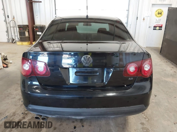 2008 Volkswagen Jetta Sedan S with VIN 3VWJM71K78M153658, listed as a IAAI auction lot 41709377 with 144,467 mi miles. Bid and sale history available at carsss.com. Image 16.