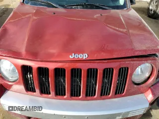 2008 Jeep Patriot Limited with VIN 1J8FF48W78D516989, listed as a Copart auction lot 88573945 with 212,997 mi miles and Salvage title. Bid and sale history available at DreamBid. Image 12.
