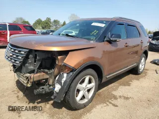 2017 Ford Explorer XLT z VIN 1FM5K8D88HGC44525, wystawiony jako Copart lot #54117715 z przebiegiem 79 480 mil mil oraz Szkoda całkowita • Salvage title. Historia ofert i sprzedaży dostępna na DreamBid. Obrazek 1.