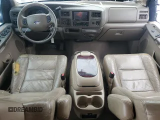 2003 Ford Excursion Limited z VIN 1FMSU43P53EC07516, wystawiony jako Copart lot #45901835 z przebiegiem 171 329 mil mil oraz Szkoda całkowita • Salvage title. Historia ofert i sprzedaży dostępna na DreamBid. Obrazek 8.
